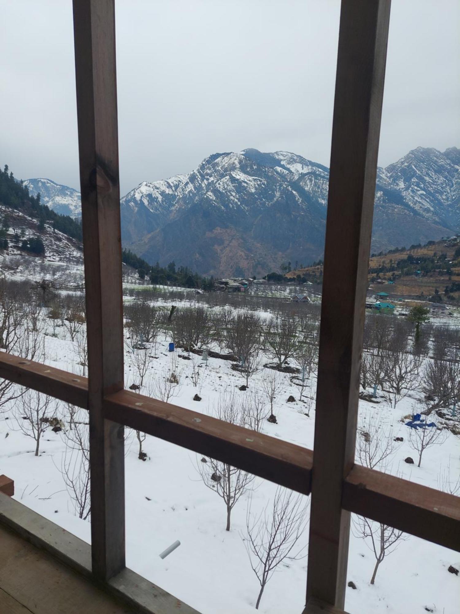Sukun Hostel Sainj ภายนอก รูปภาพ